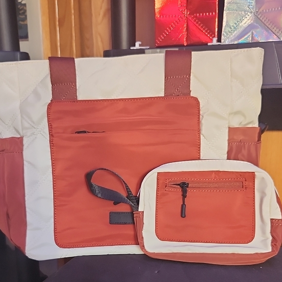 Caitina Handbags - Elegant Two-Tone Tote Bag Set